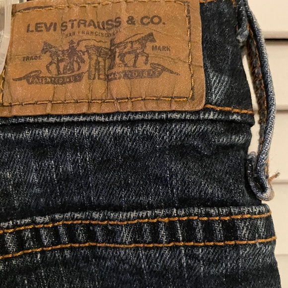 Levi’s 525 Bootcut Jeans - Picture 4 of 5